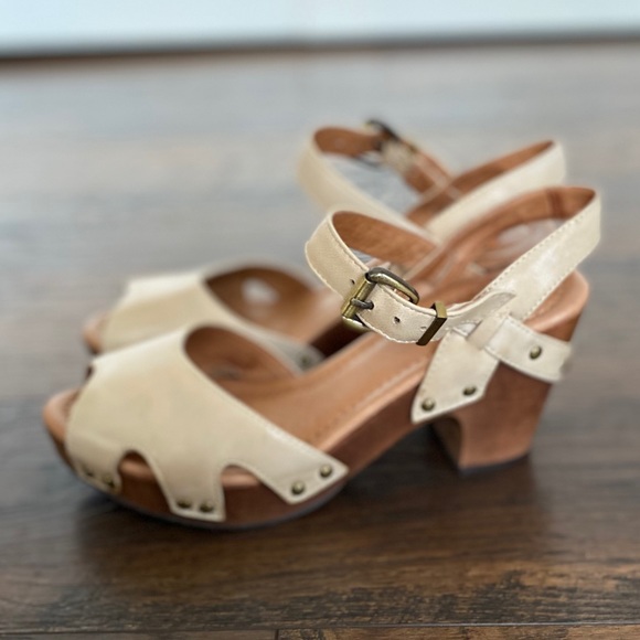 MIZ MOOZ | Leather Heather Clog Sandal - Picture 3 of 5